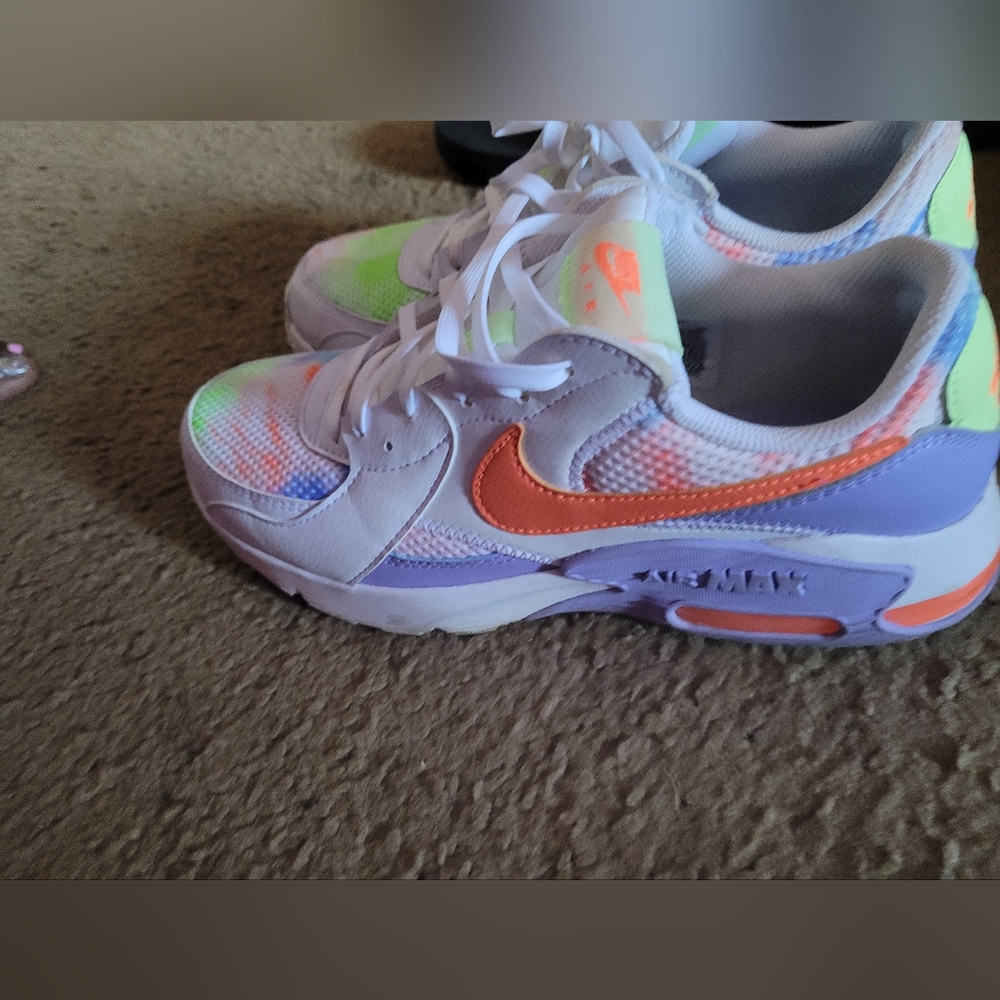 Nike